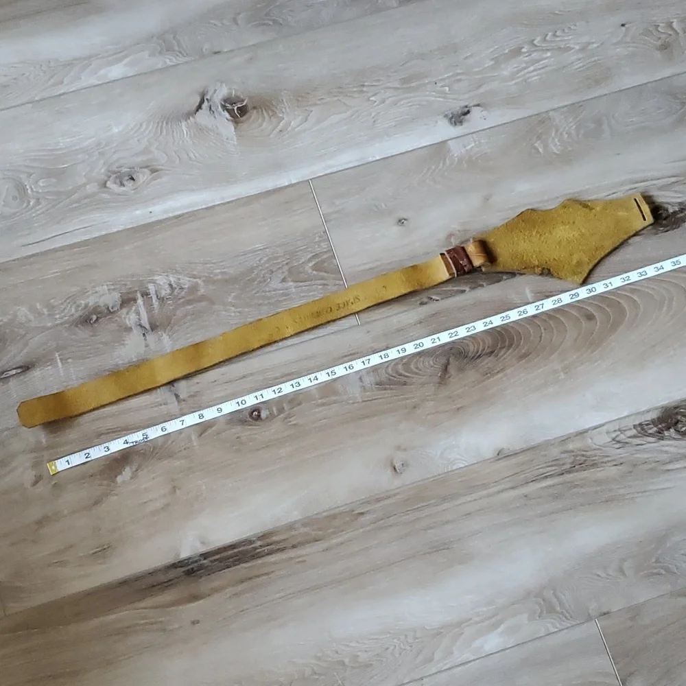Rare Vintage 60's-70's Tooled Leather Belt - Picture 2 of 10